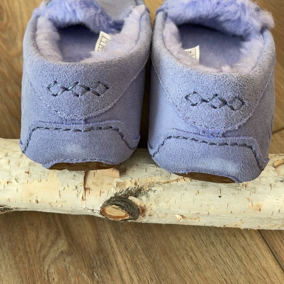 🌲UGGS- ANSLEY SLIPPERS🌲 - Picture 4 of 15